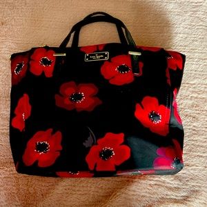 KATE SPADE PURSE BLACK WITH RED/ BURGUNDY FLOWERS